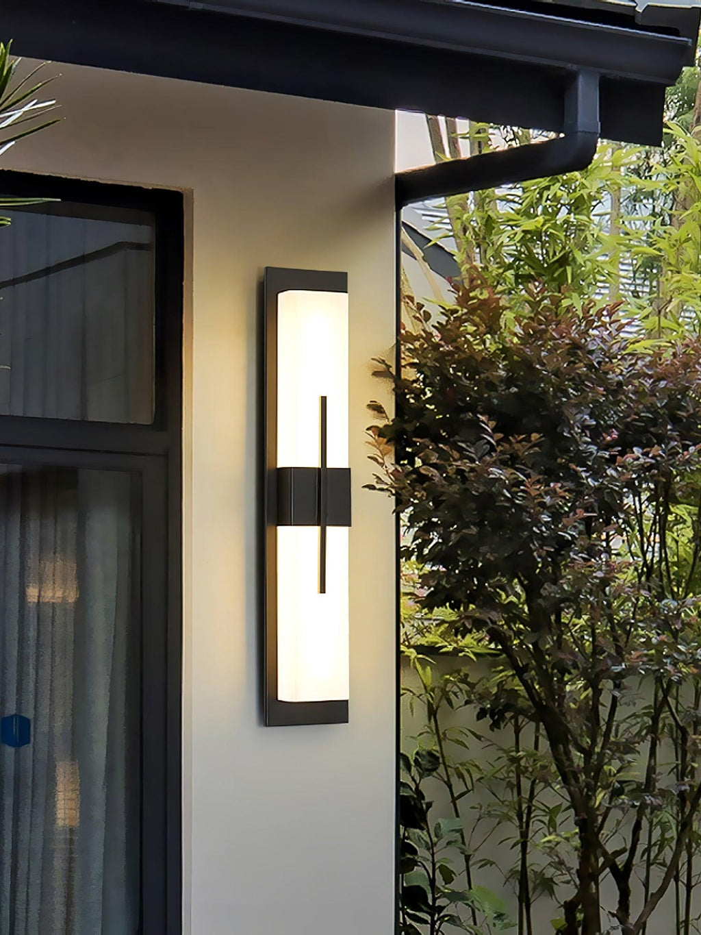 Eclipse Vertical Wall Light