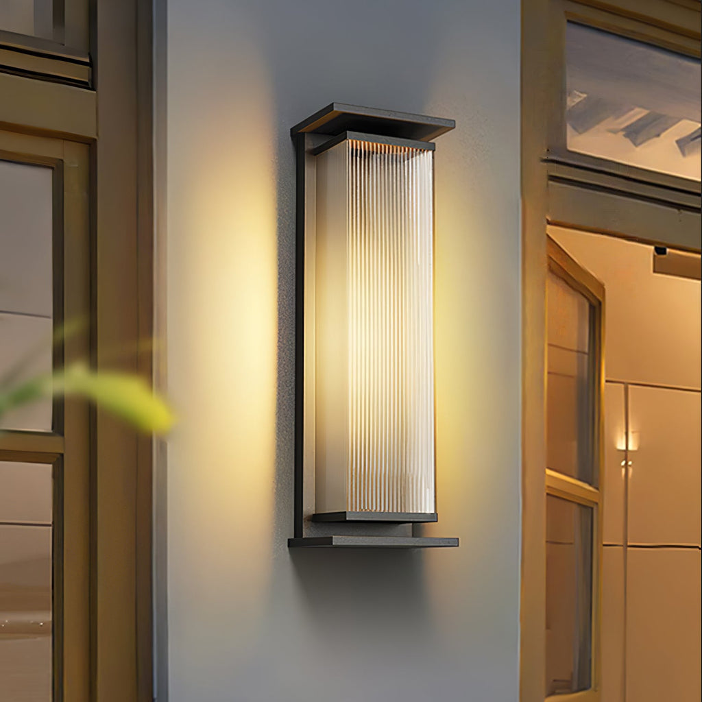 Luma Linear Solar Wall Light