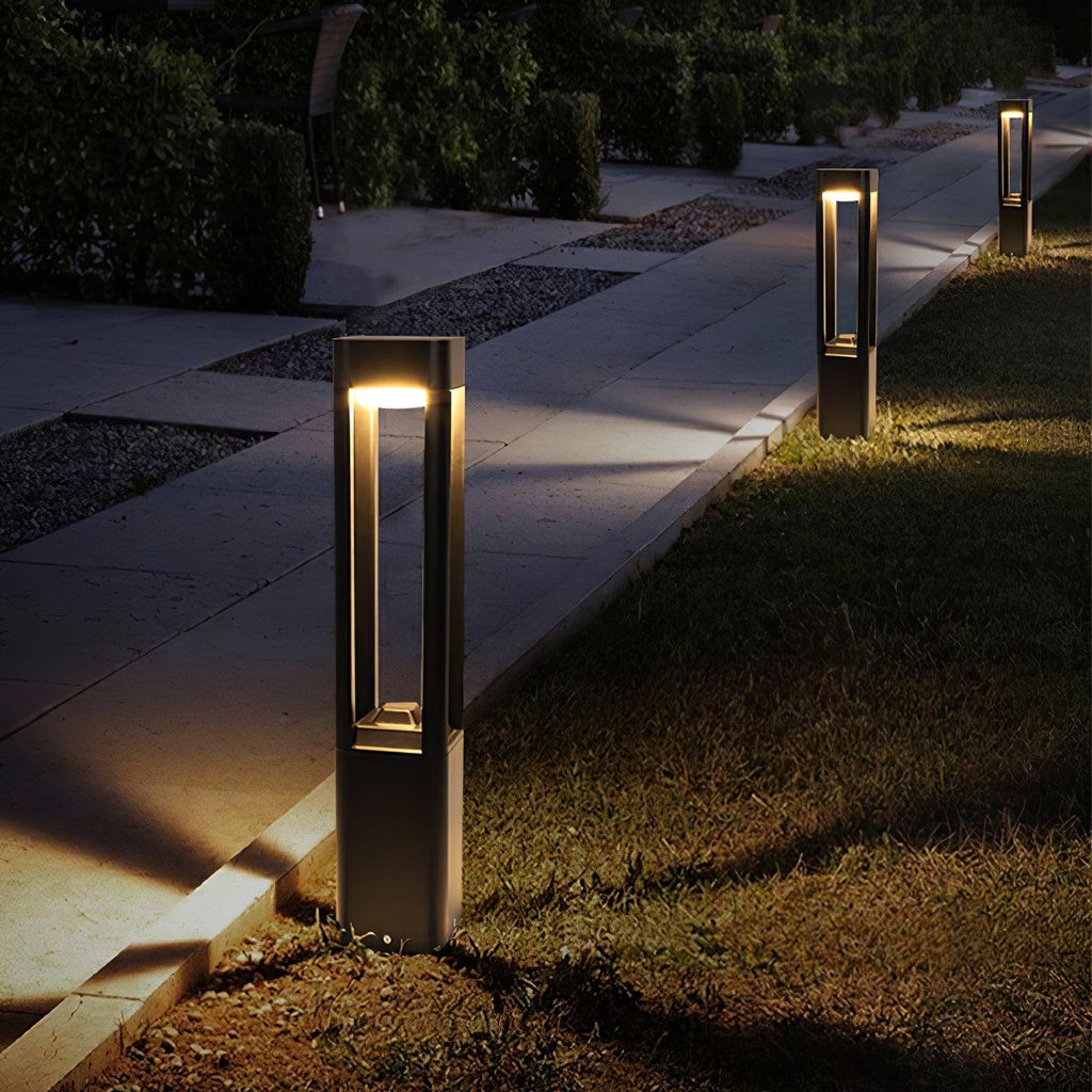 Meridian Linear Path Light