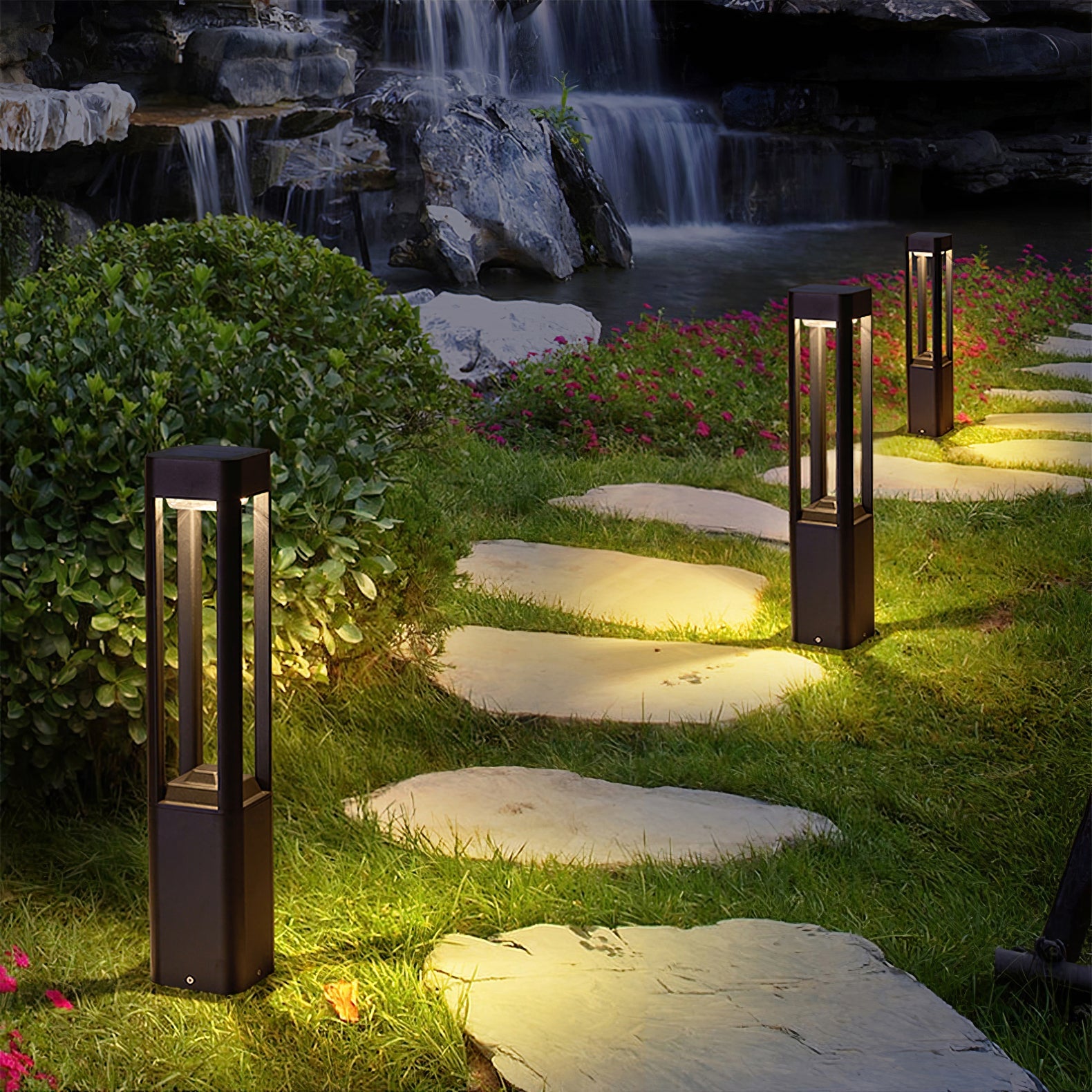 Meridian Linear Path Light