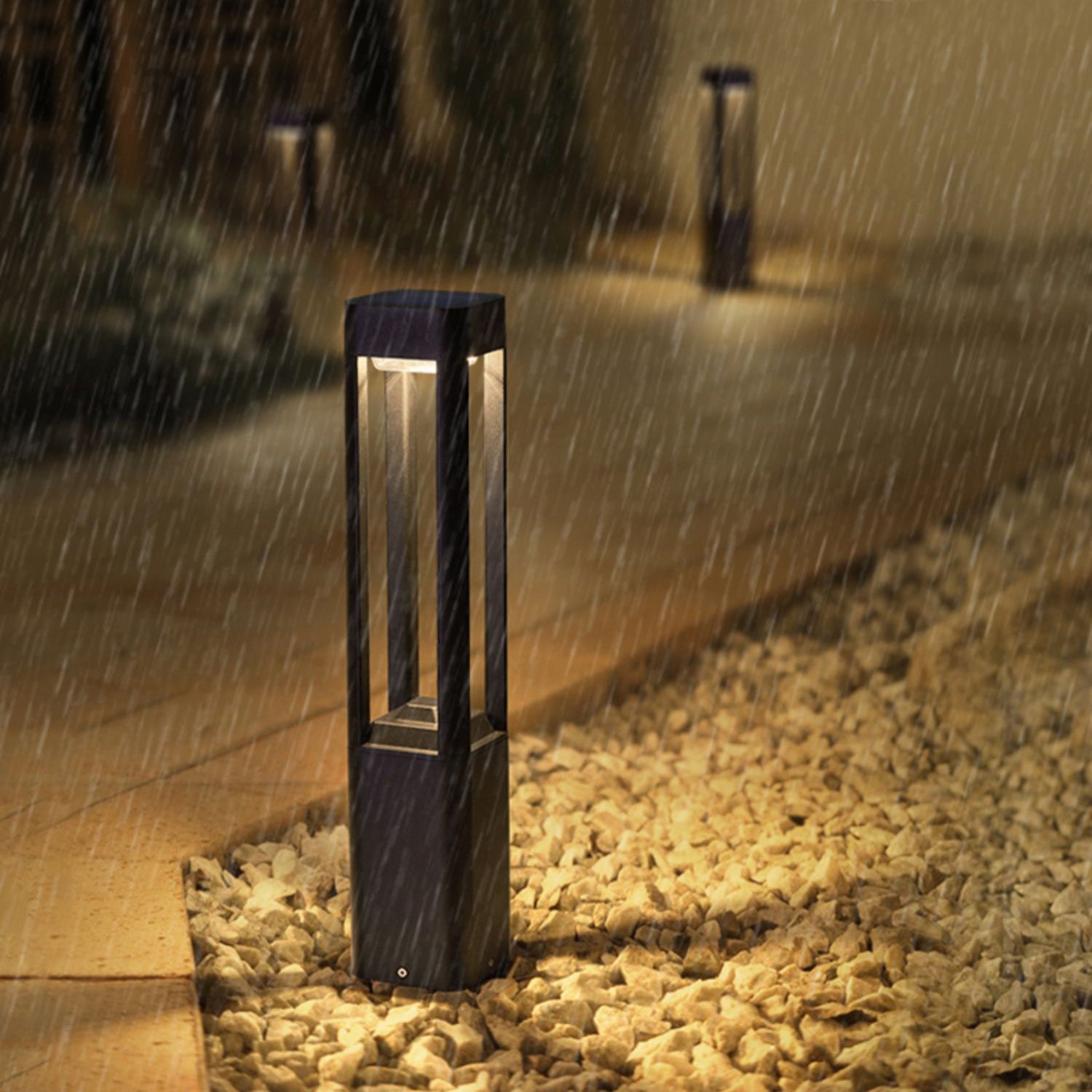 Meridian Linear Path Light