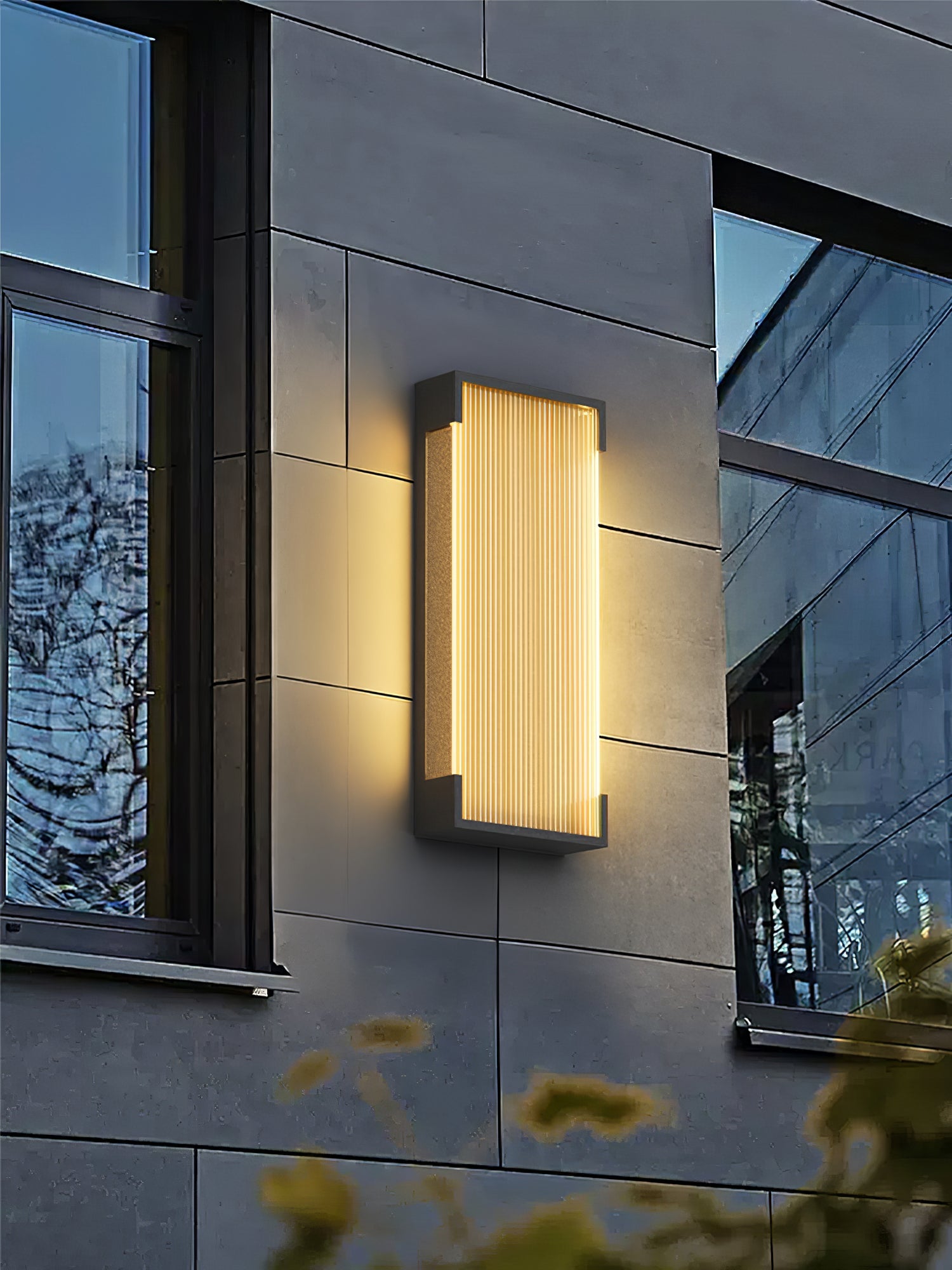 Mono Linear Wall Light