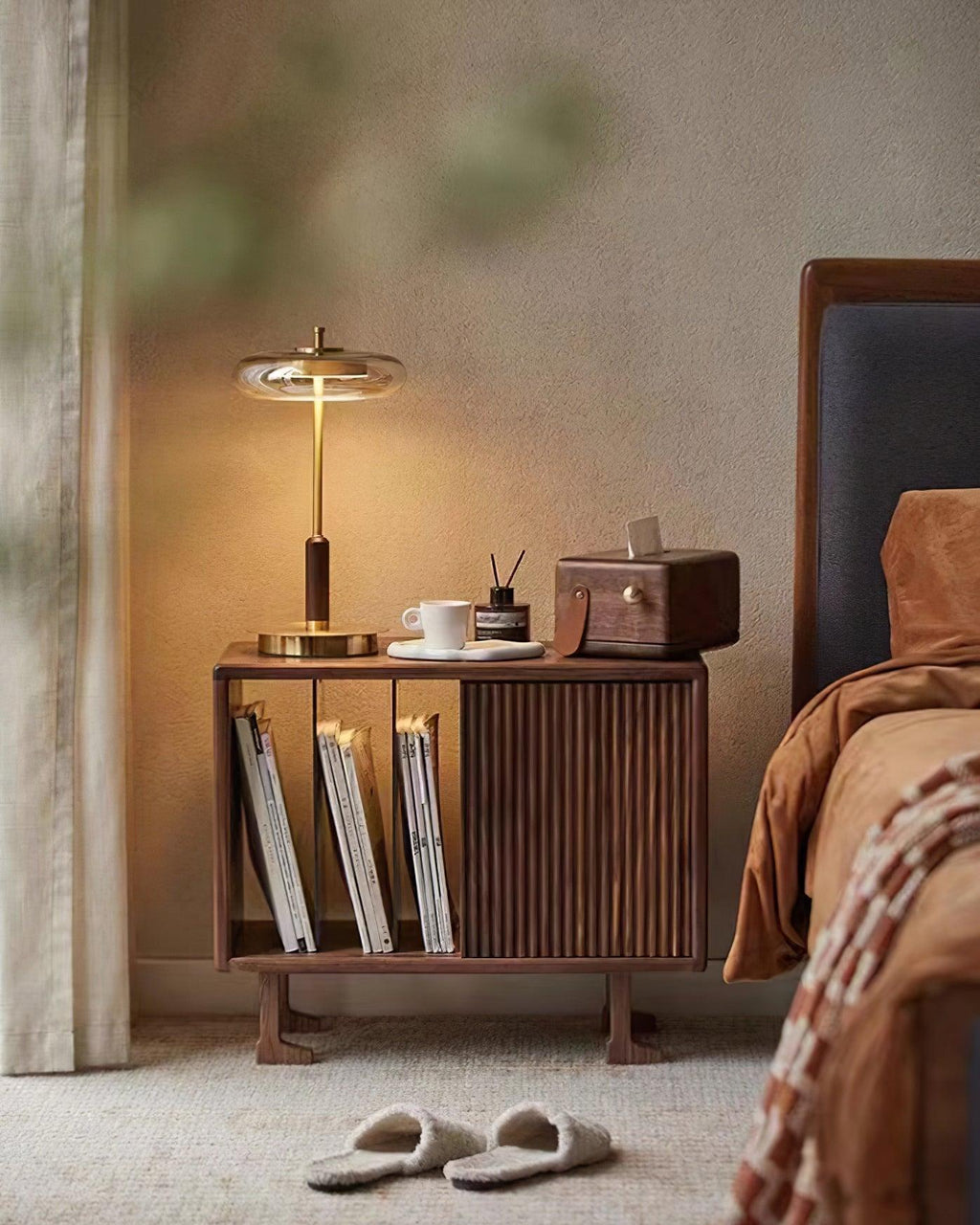 Redondo Amber Glass Table Lamp