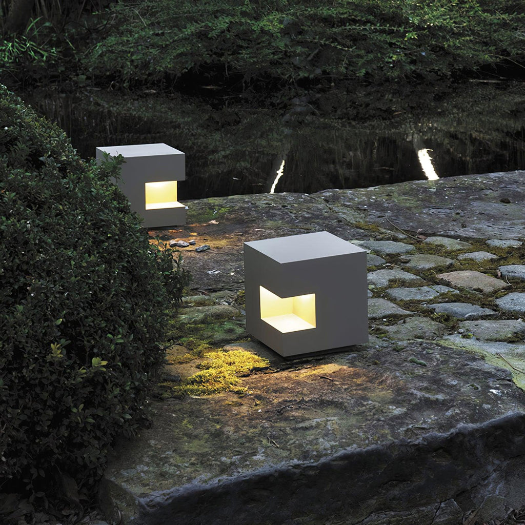 Cube Halo Path Light