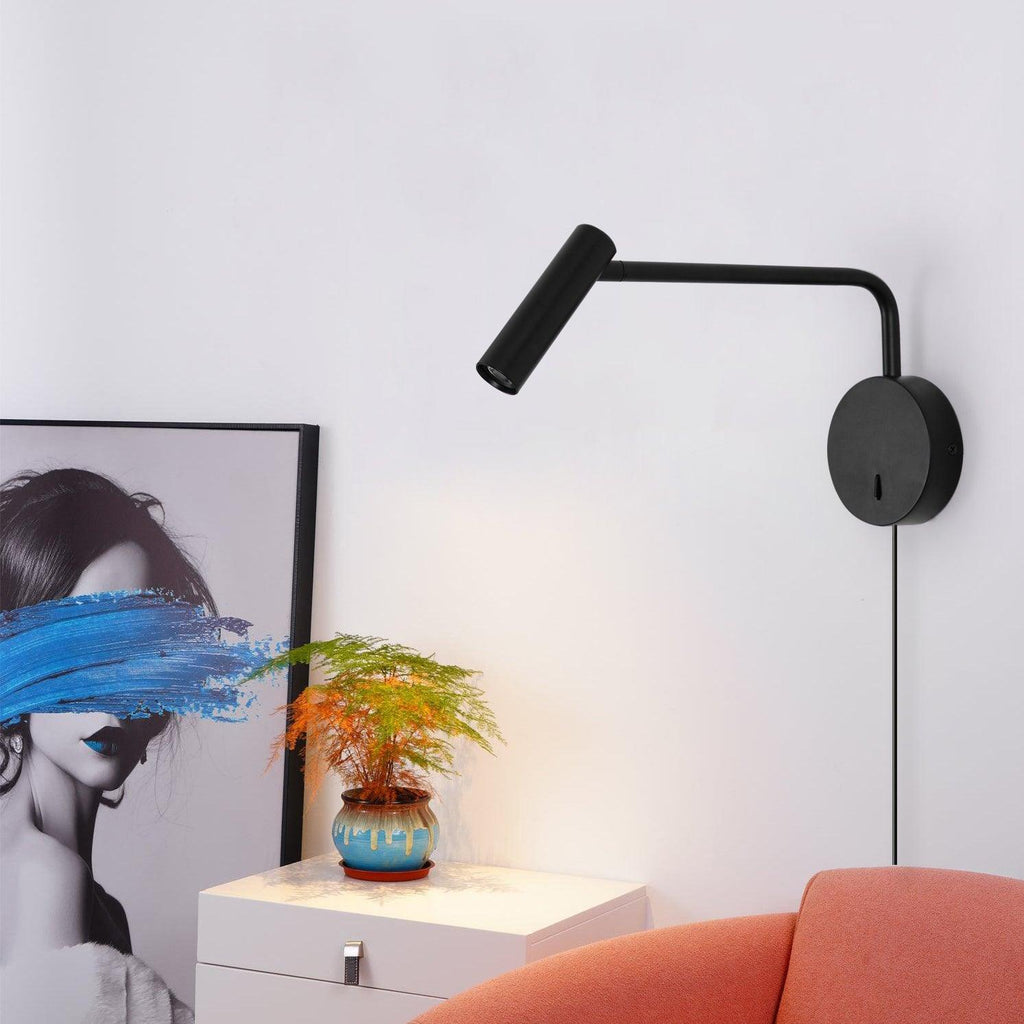 Rizo Plug-In Wall Sconce