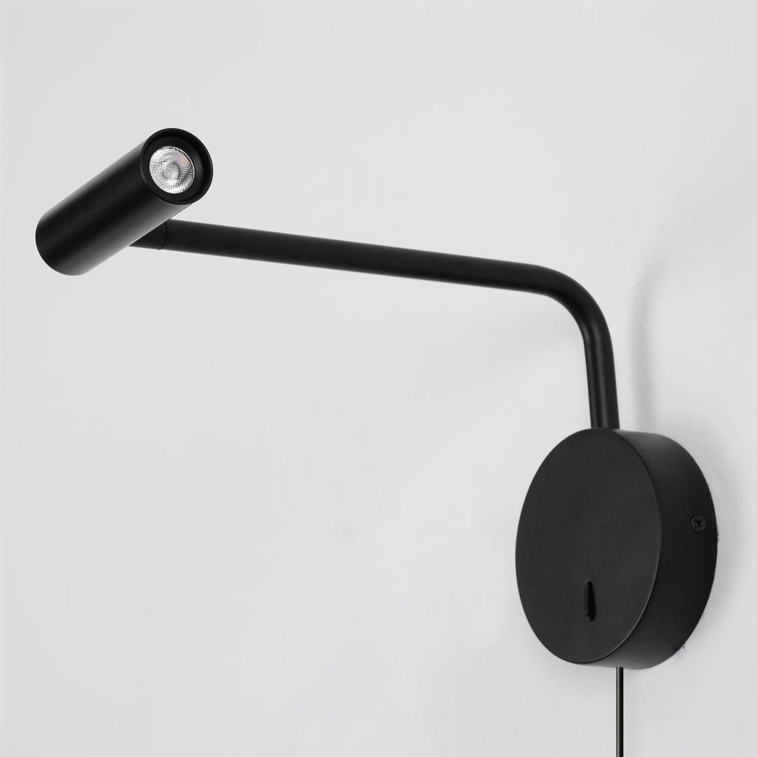 Rizo Plug-In Wall Sconce