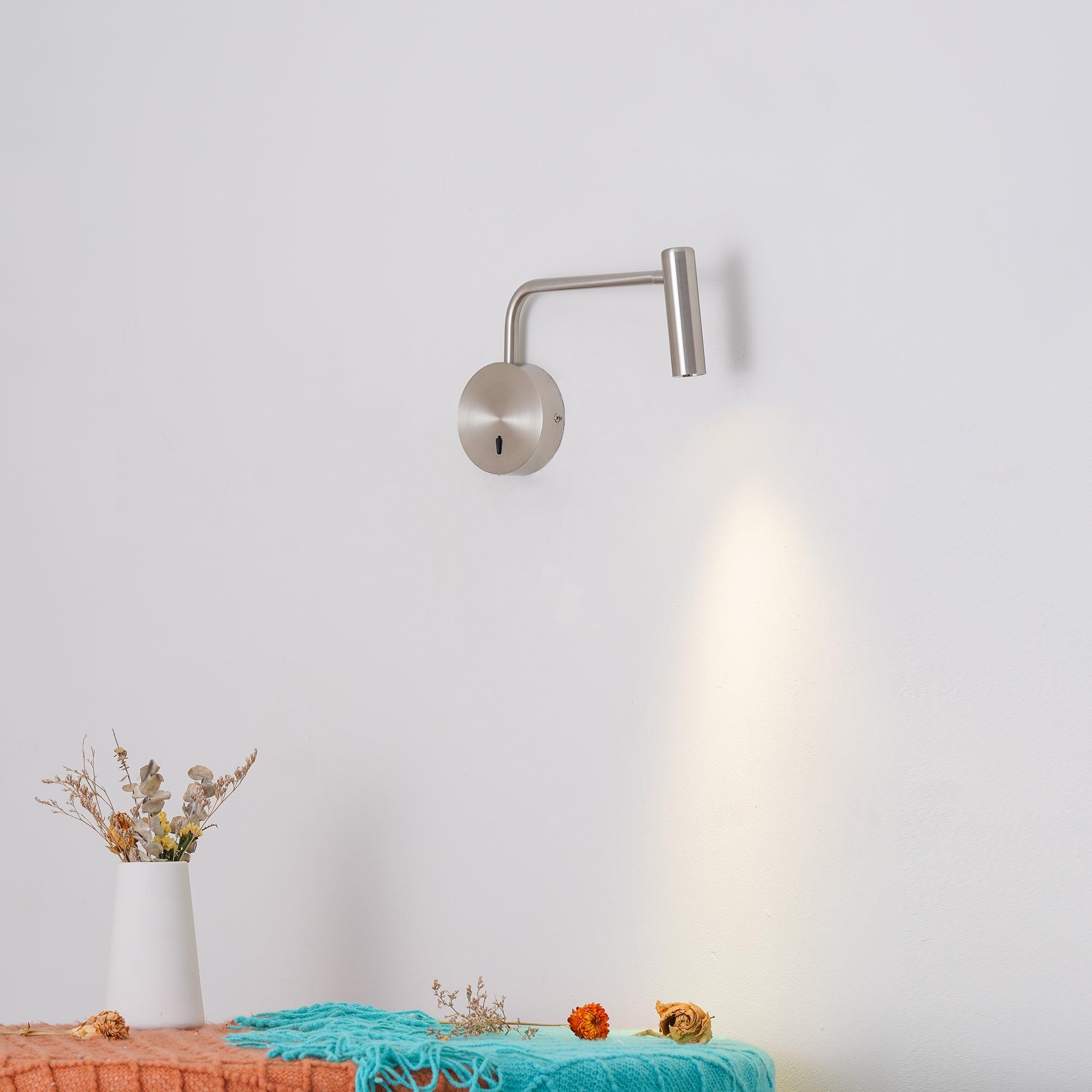 Rizo Plug-In Wall Sconce