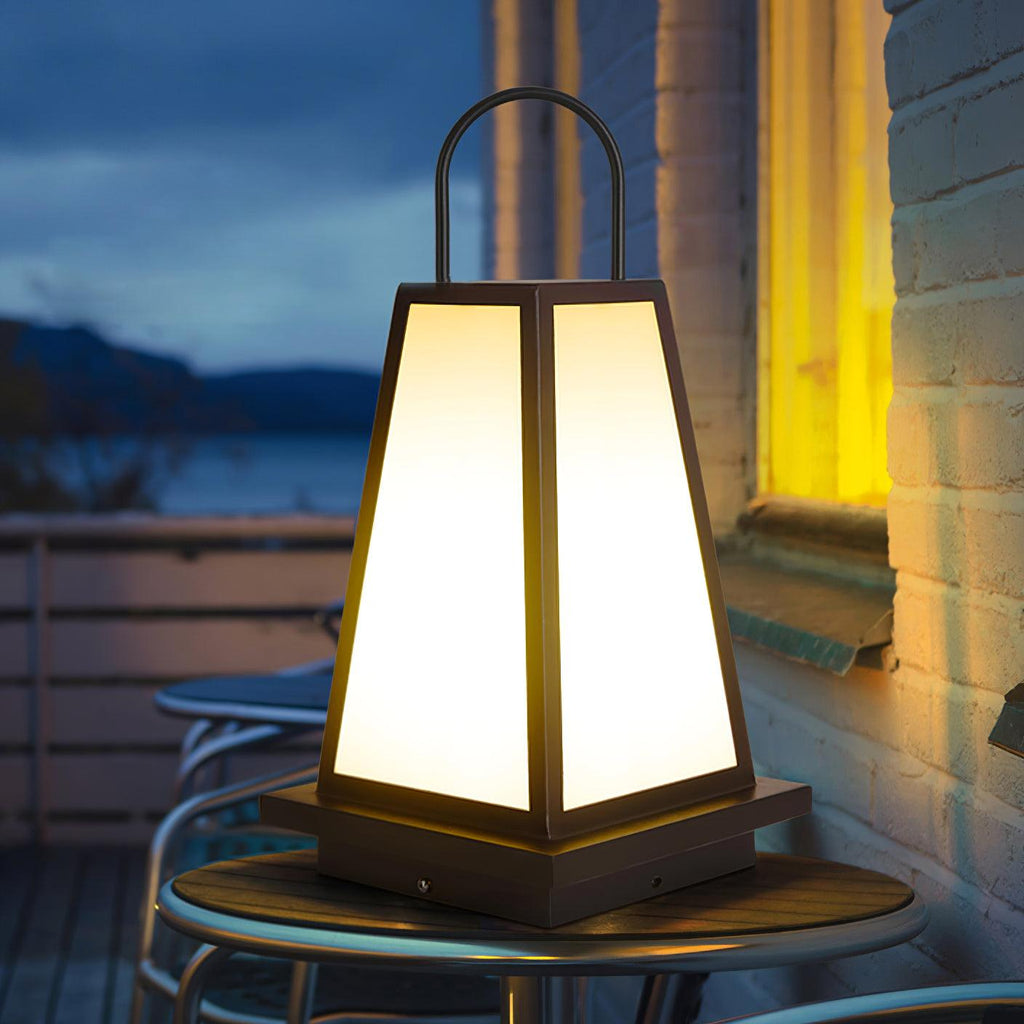 Roam Mono Portable Lamp