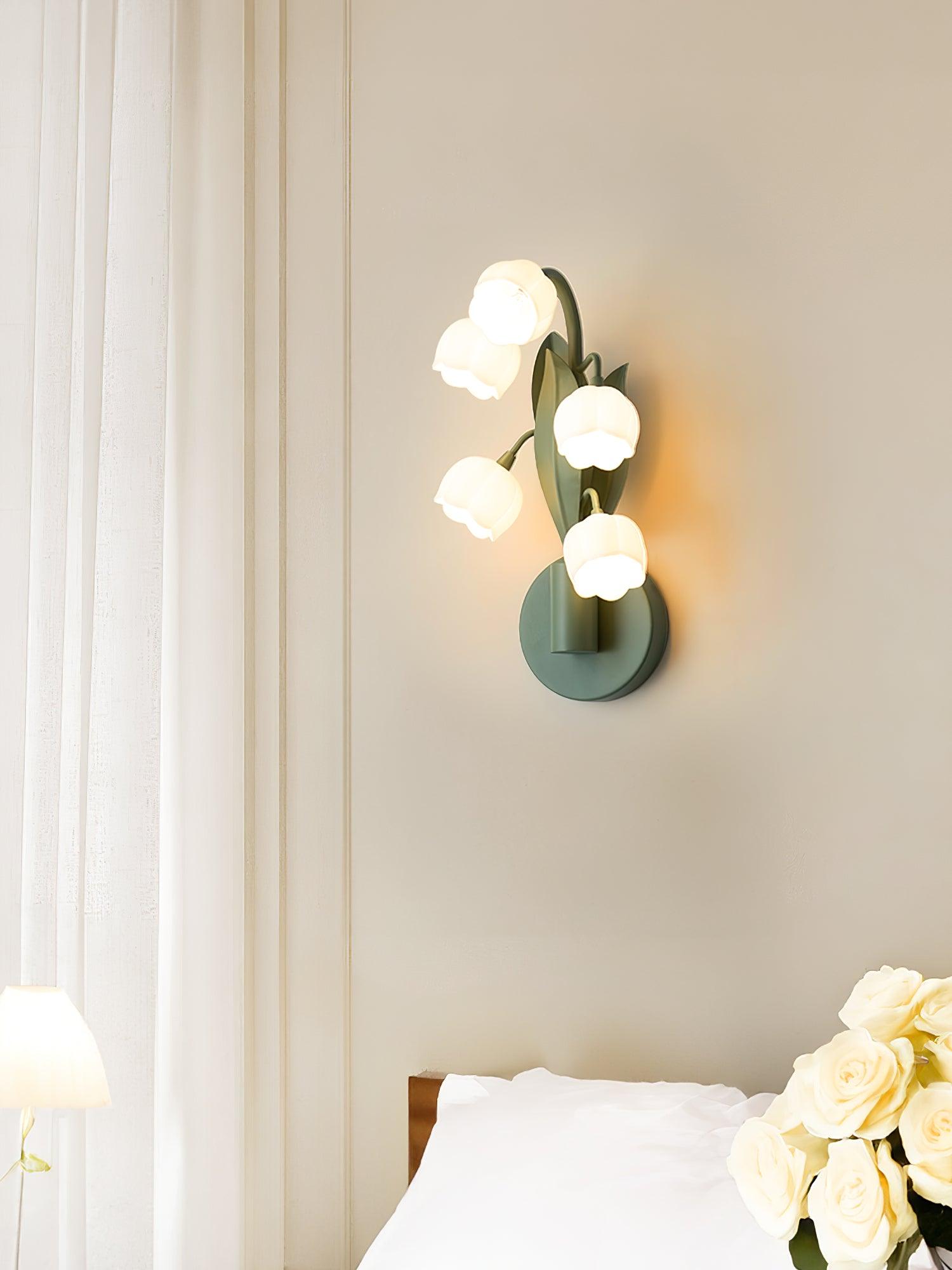 Sara Orchid Light