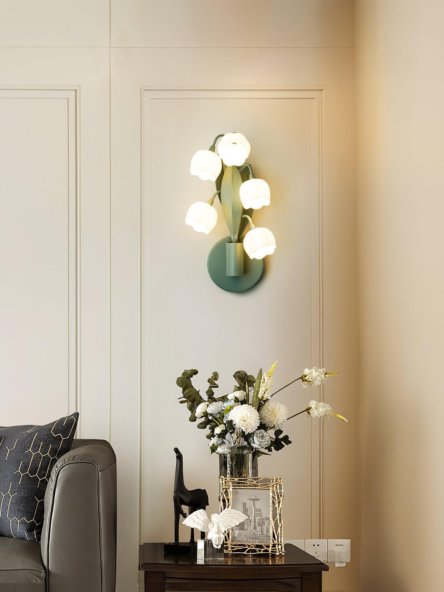 Sara Orchid Light