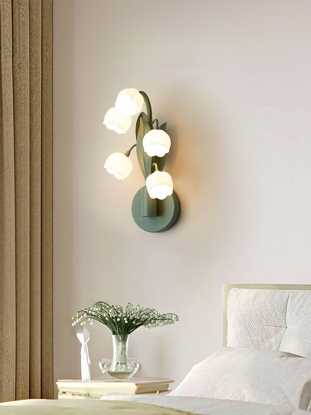 Sara Orchid Light