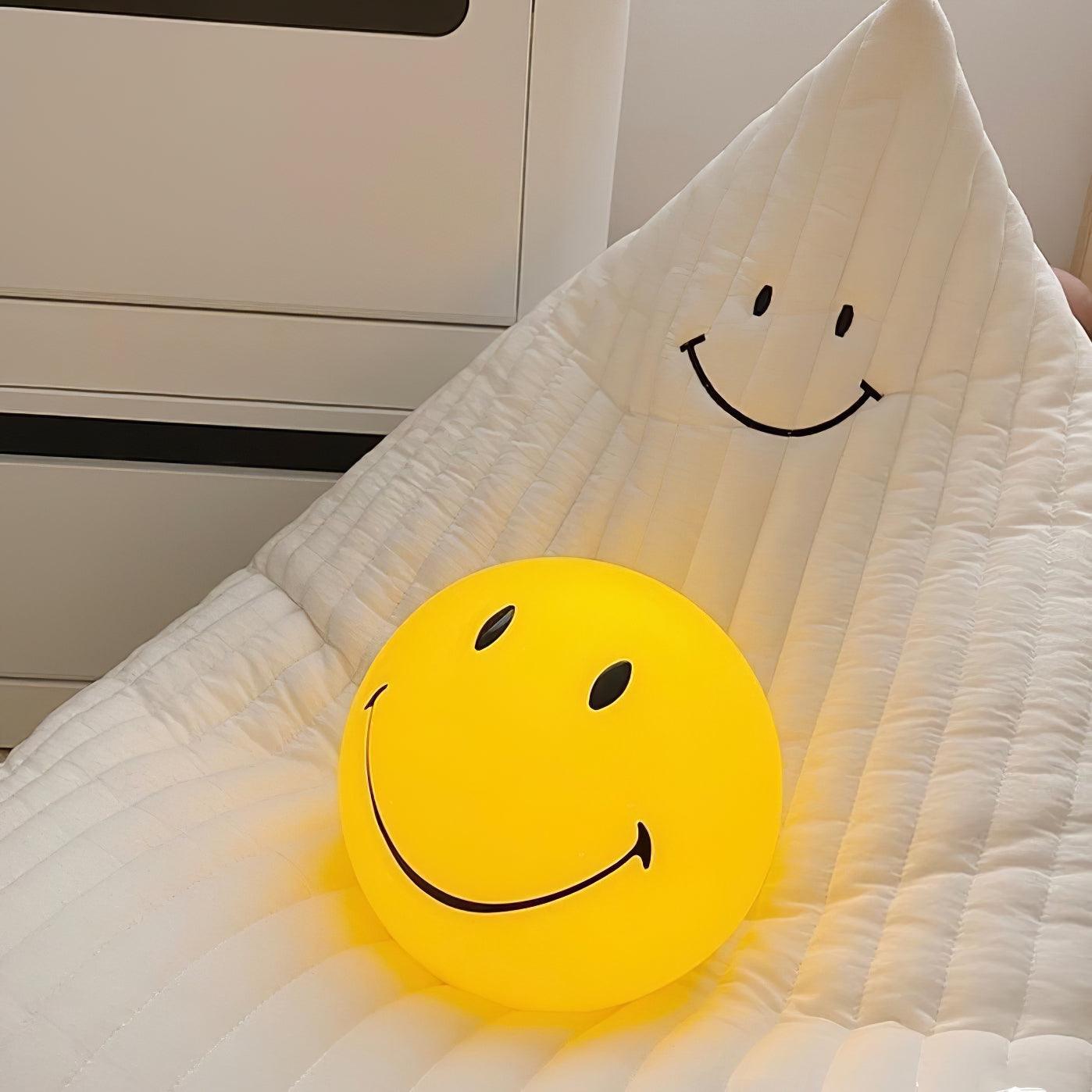 Sol Smile Soft Table Lamp