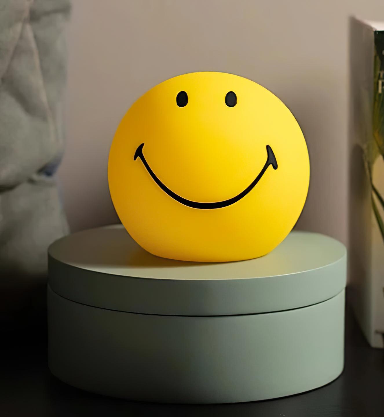 Sol Smile Soft Table Lamp