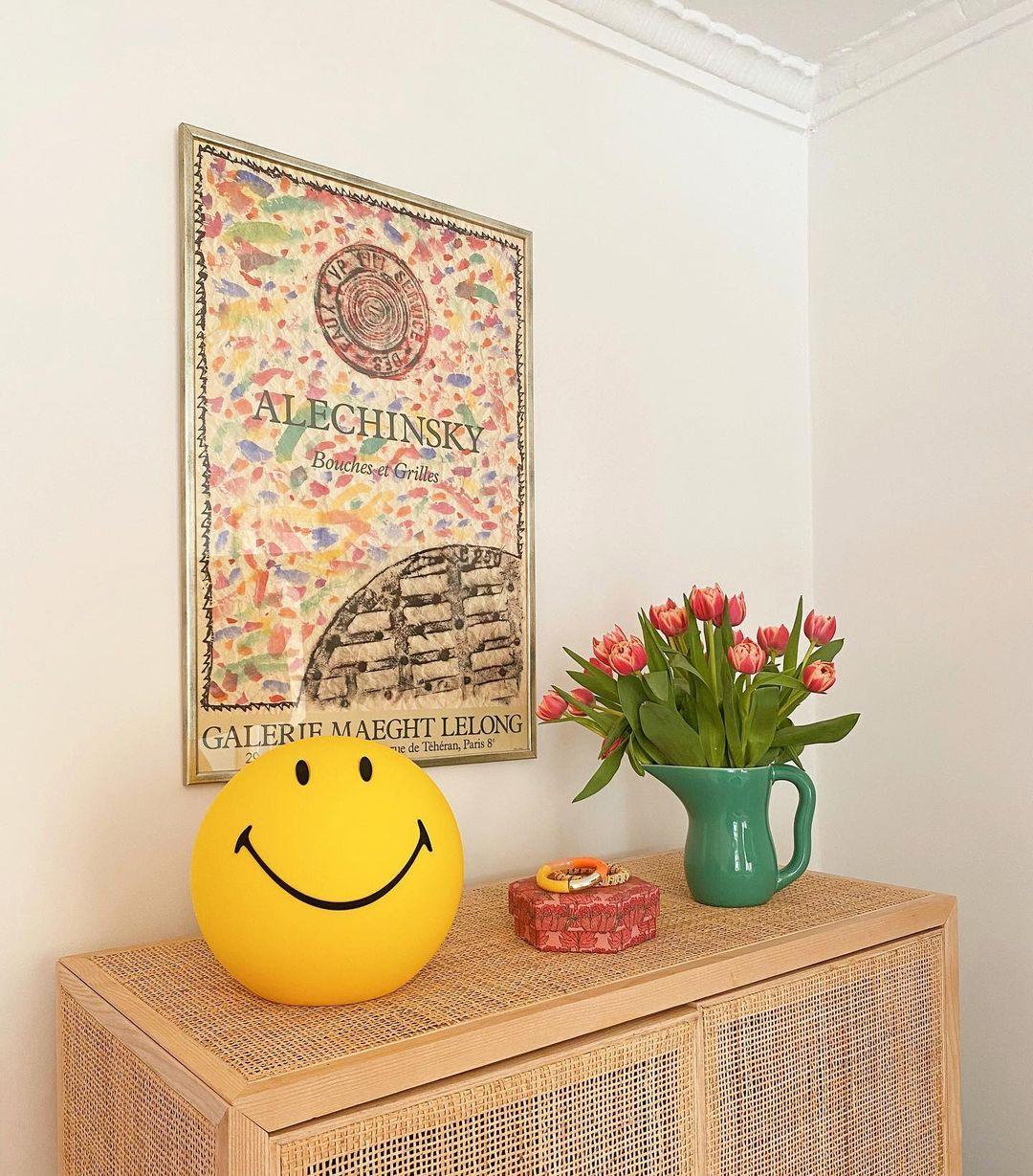 Sol Smile Soft Table Lamp