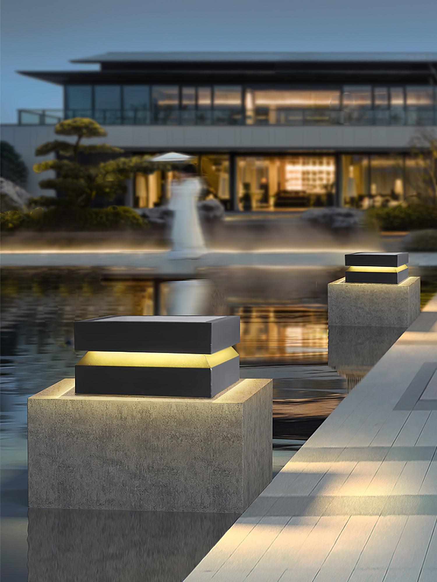 Lux Square Post Light