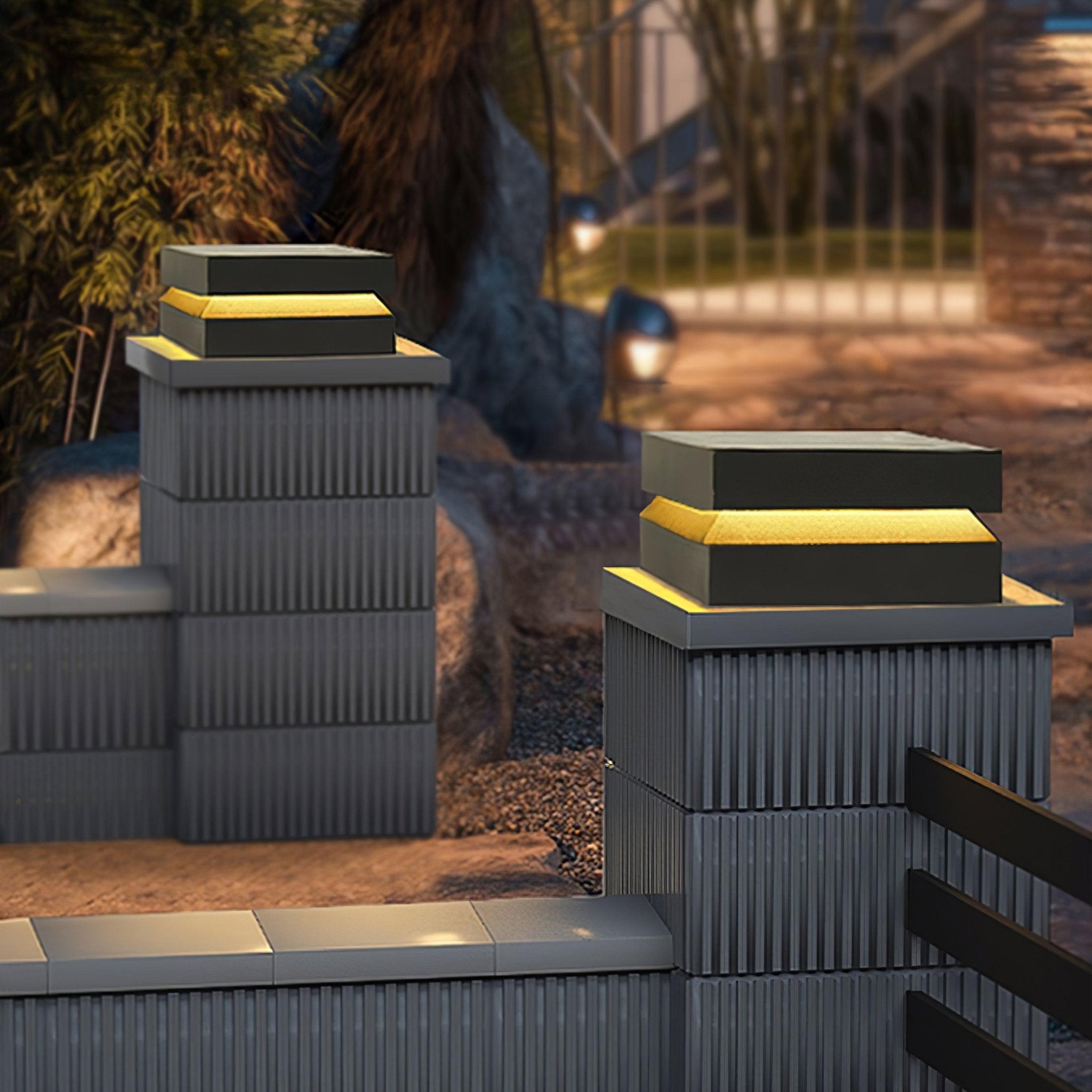 Lux Square Post Light