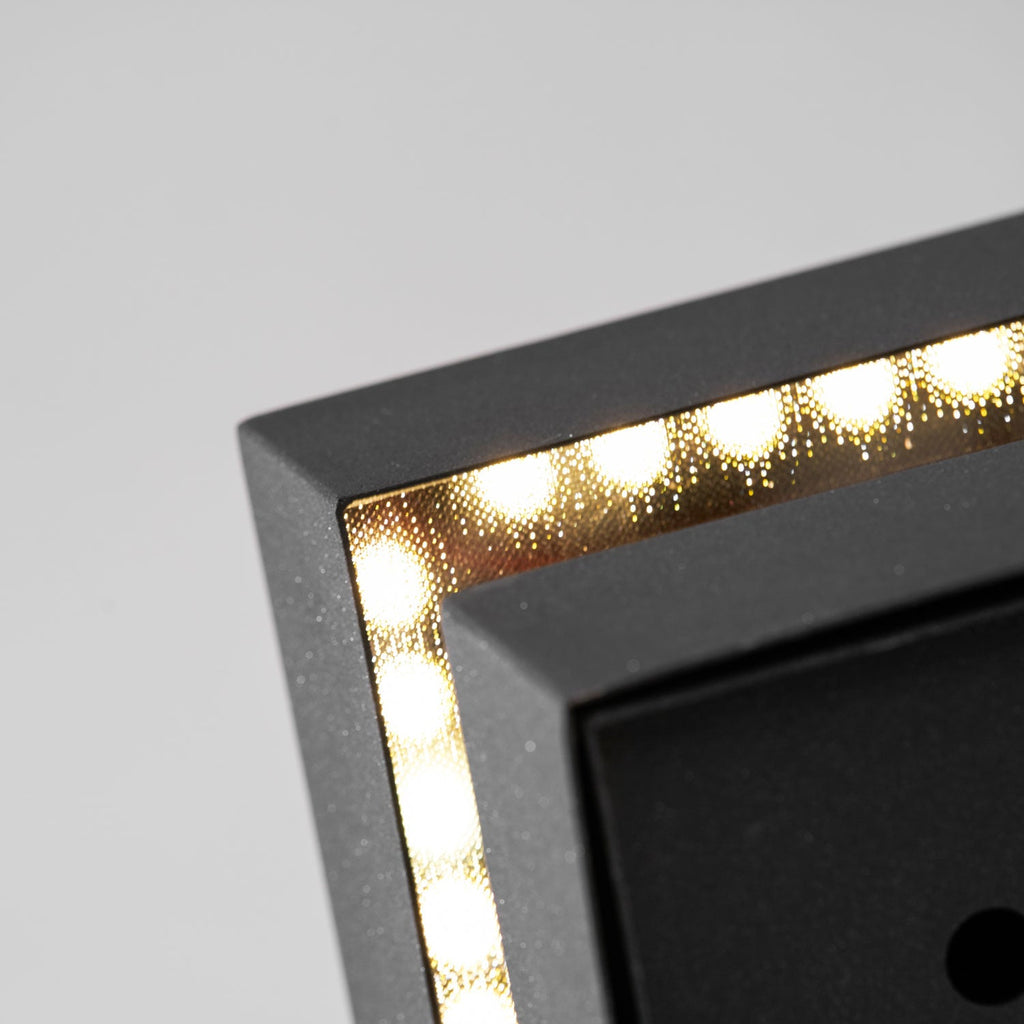 Lux Square Post Light