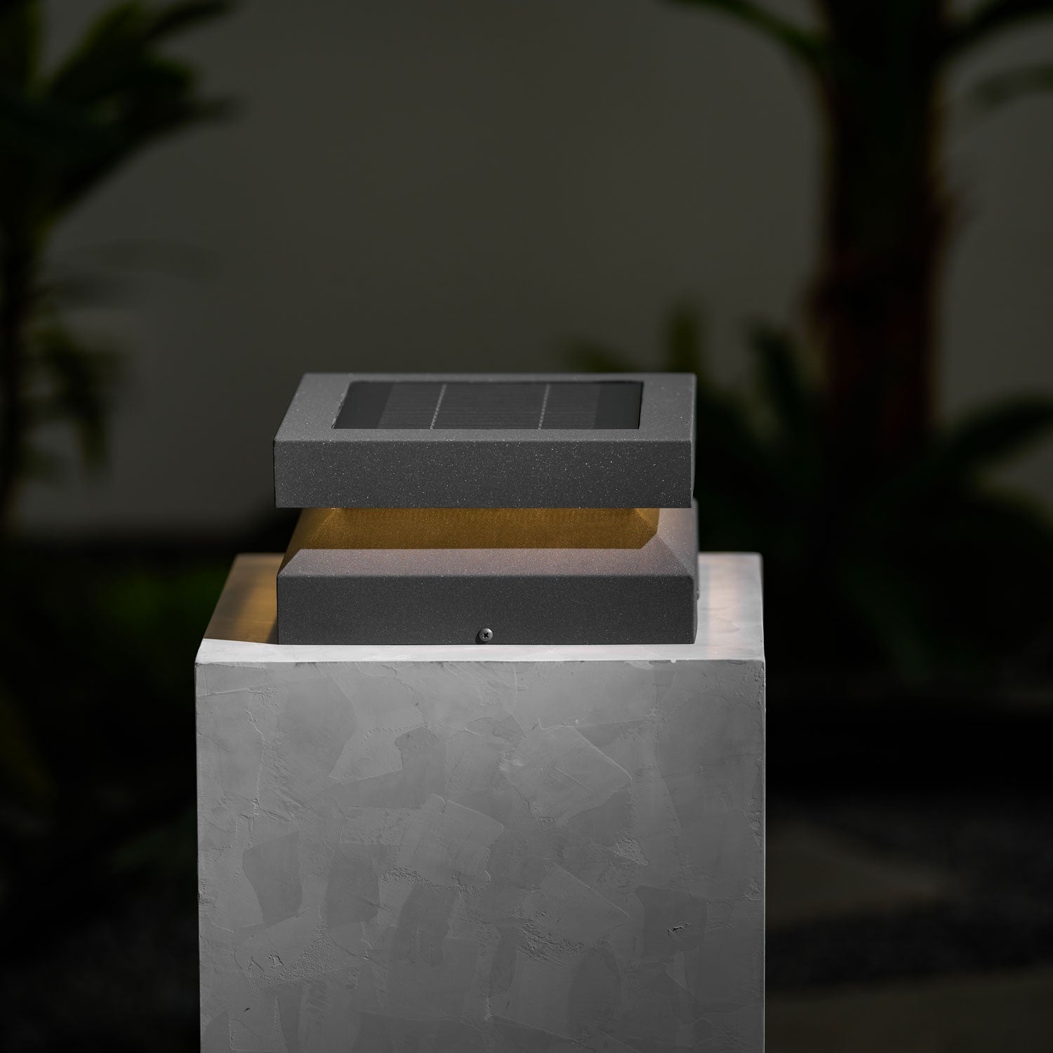 Lux Square Post Light