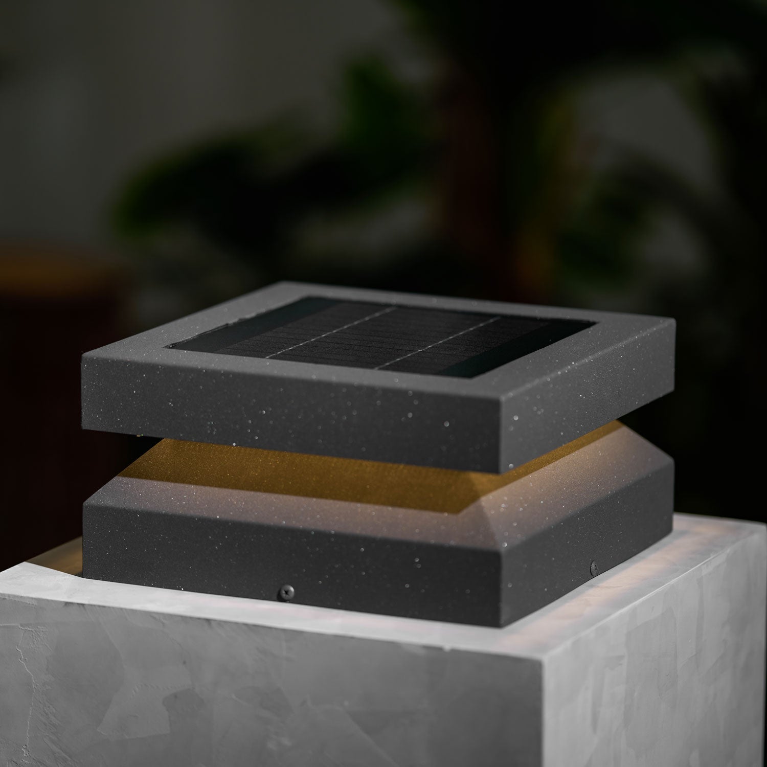 Lux Square Post Light