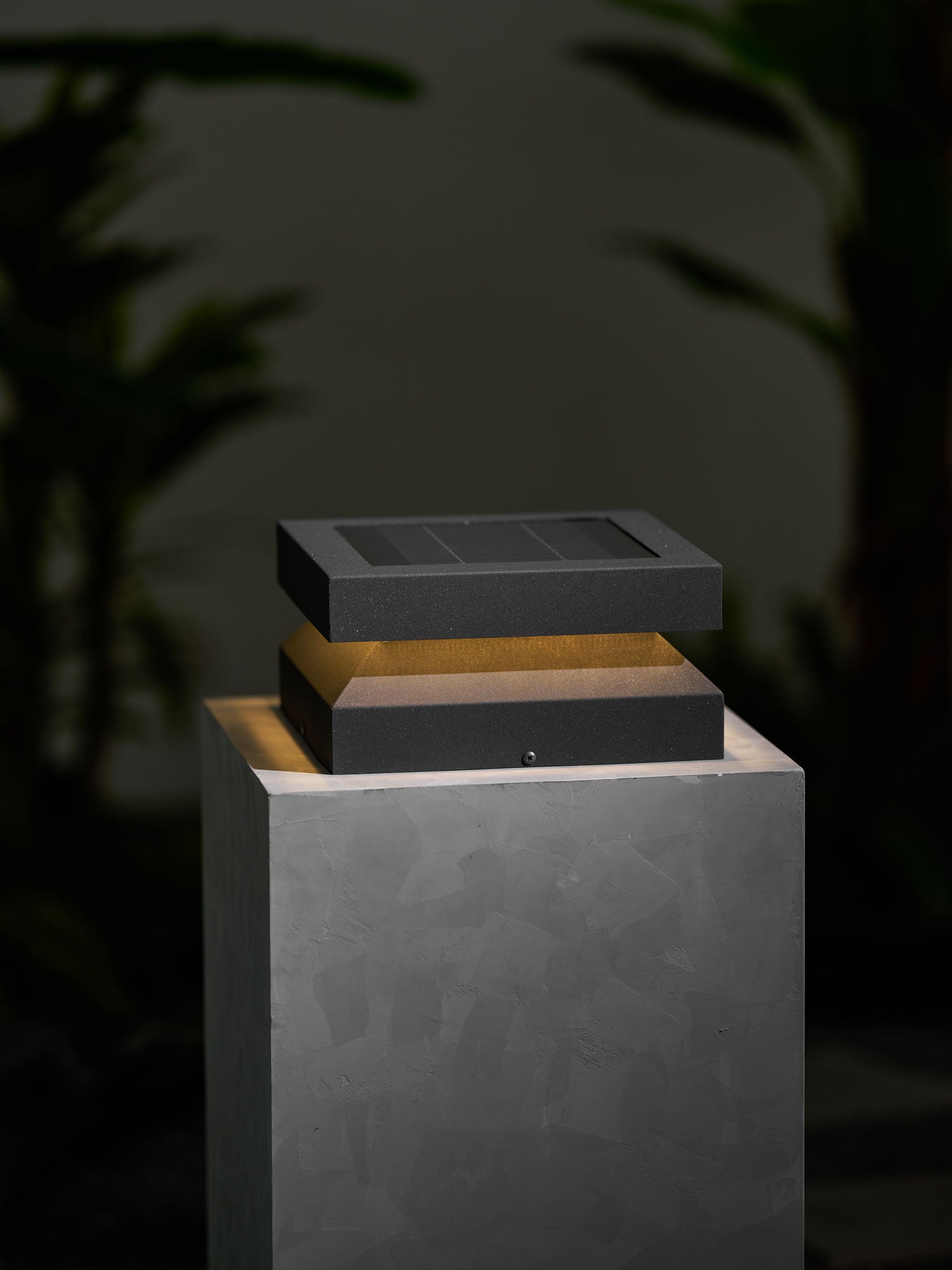 Lux Square Post Light
