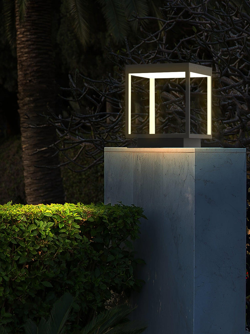 Noir Square Frame Solar Post Light