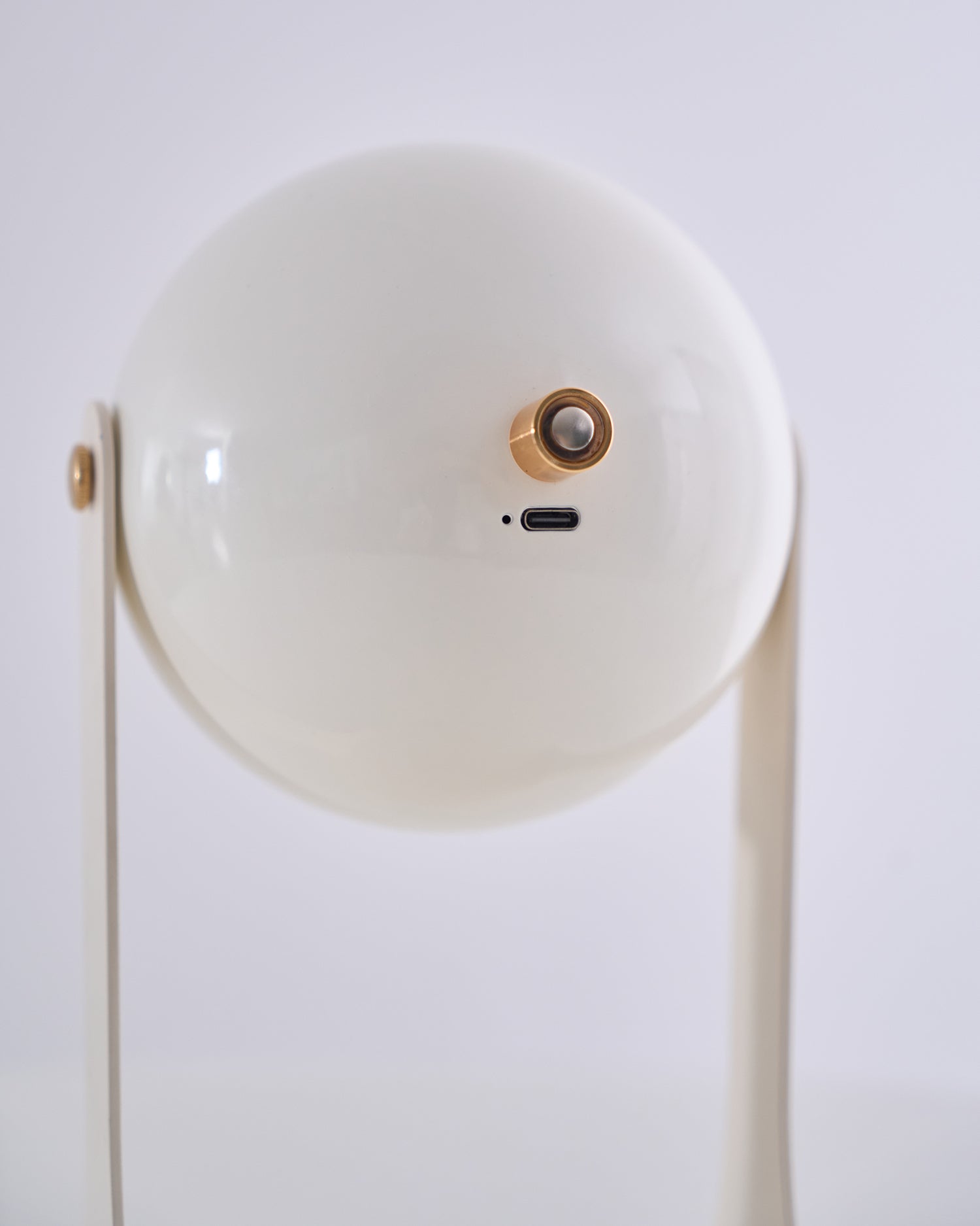 Svejk Helmet Table Lamp