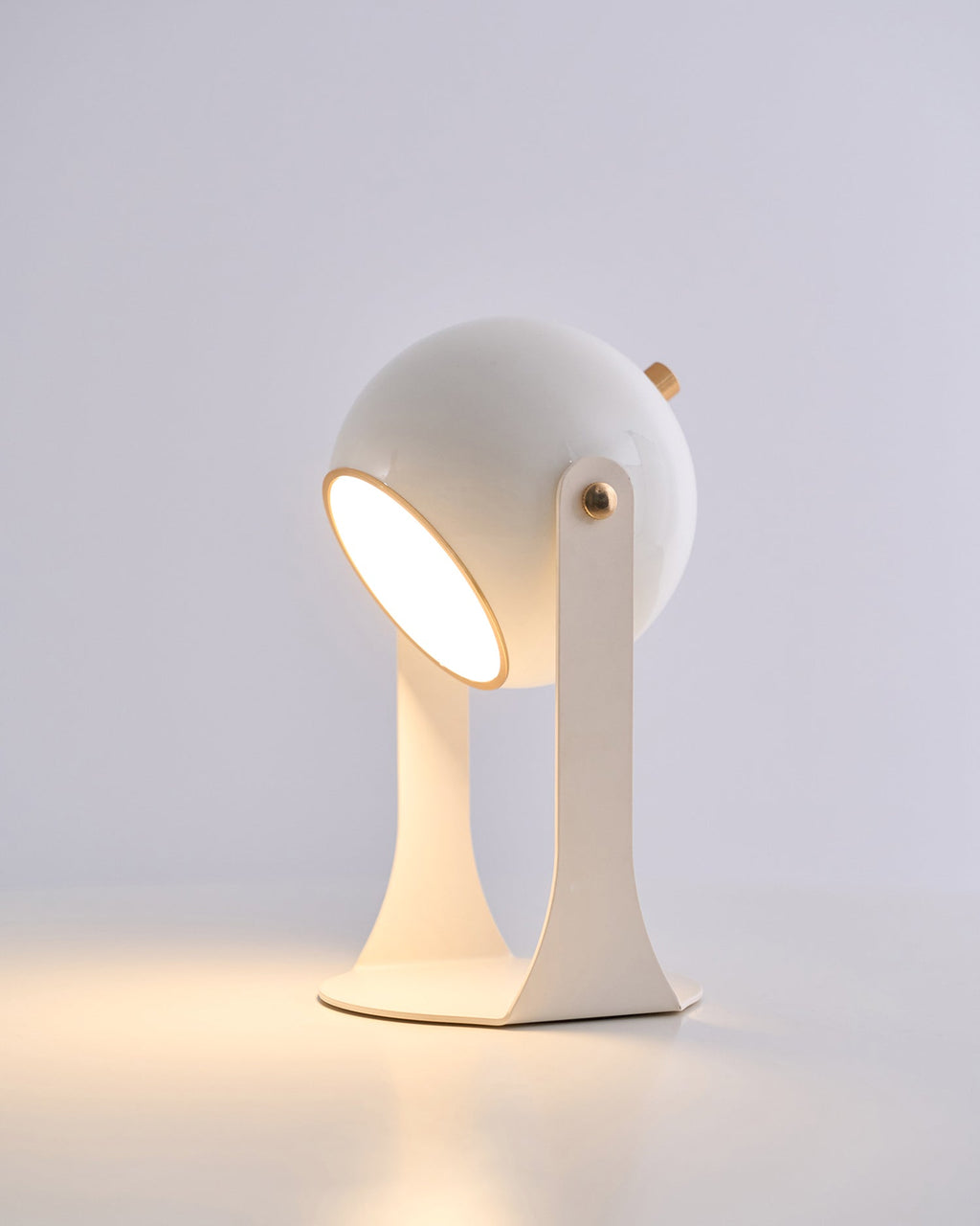 Svejk Helmet Table Lamp