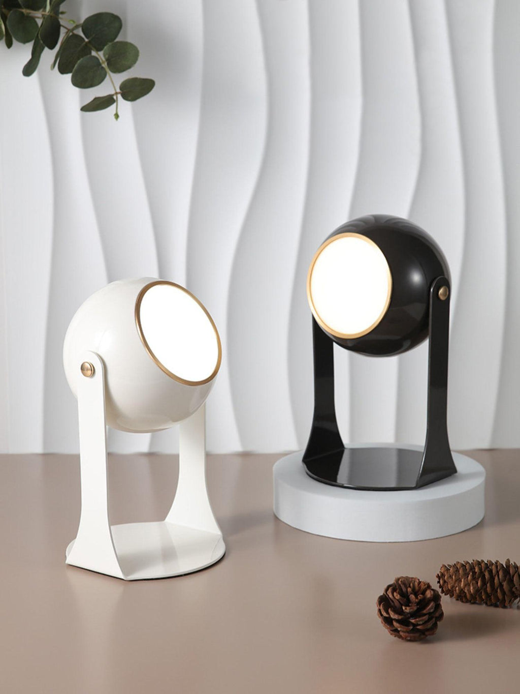 Svejk Helmet Table Lamp