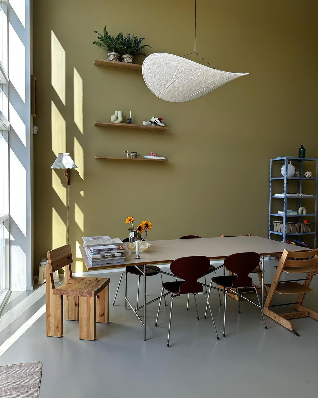 Tense Tyvek Disc Ceiling Light