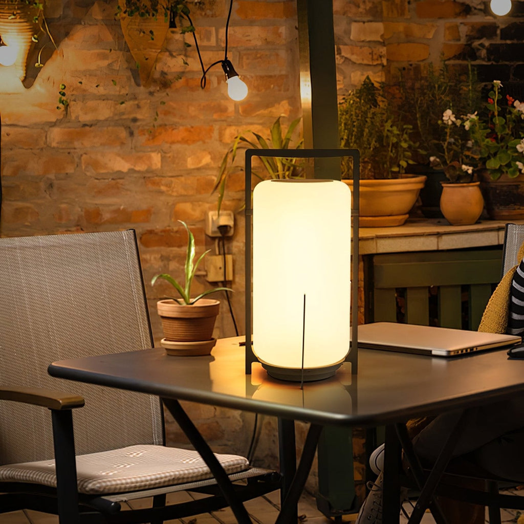 Twilight Sculpted Solar Lantern Lamp