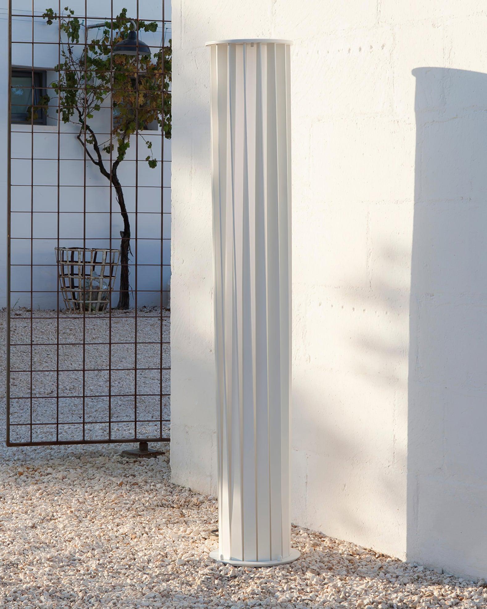 Unopiu Sculpted Cylinder Light