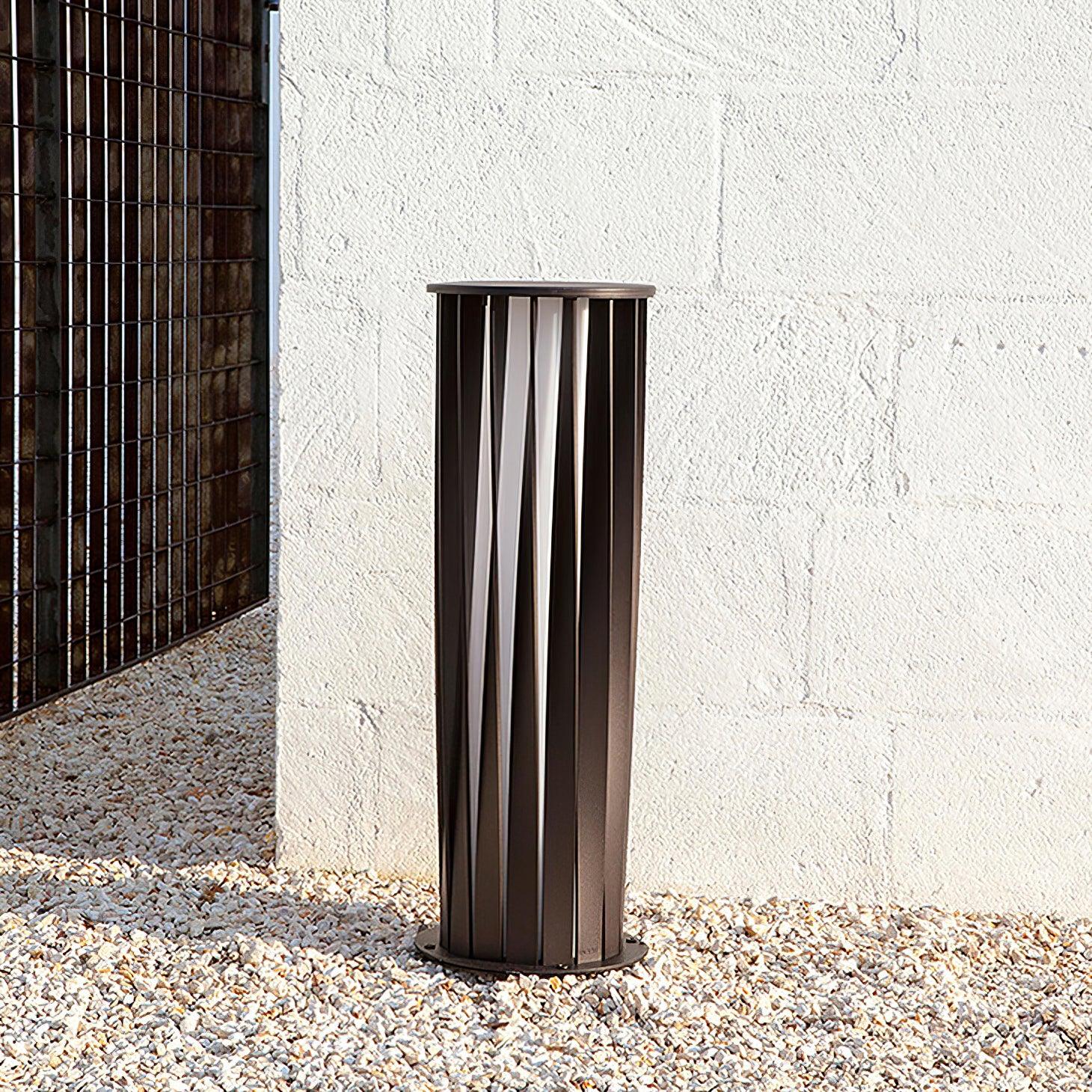 Unopiu Sculpted Cylinder Light