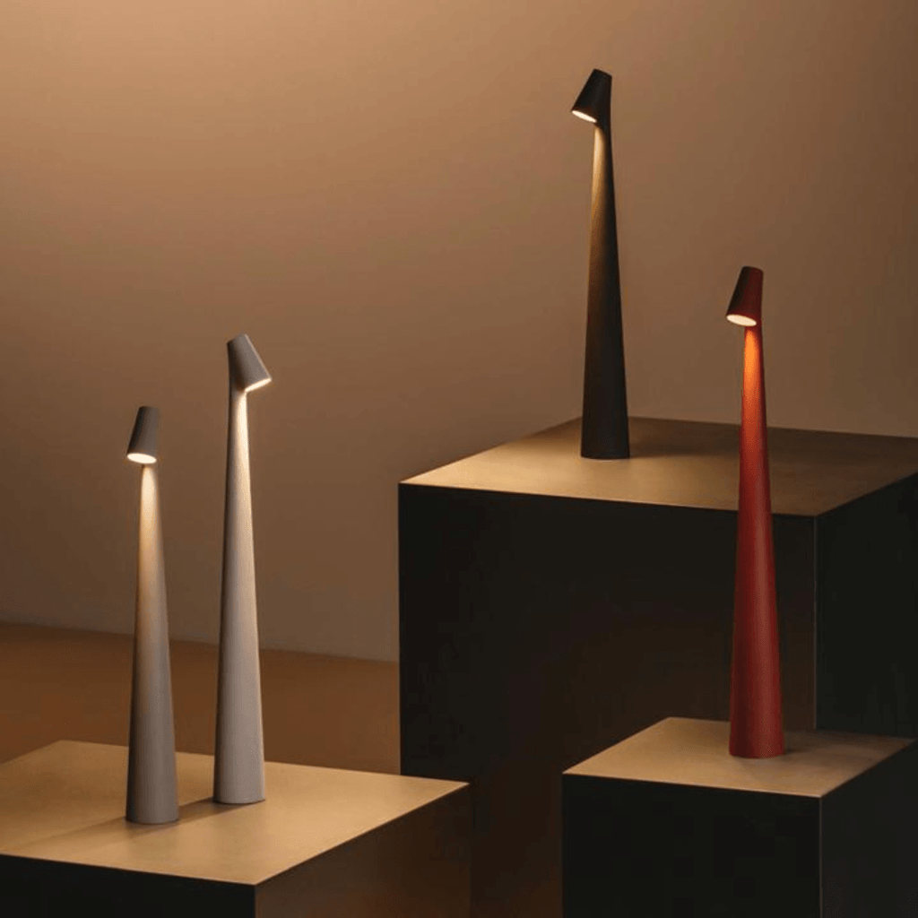 Stem Illuminator Table Lamp