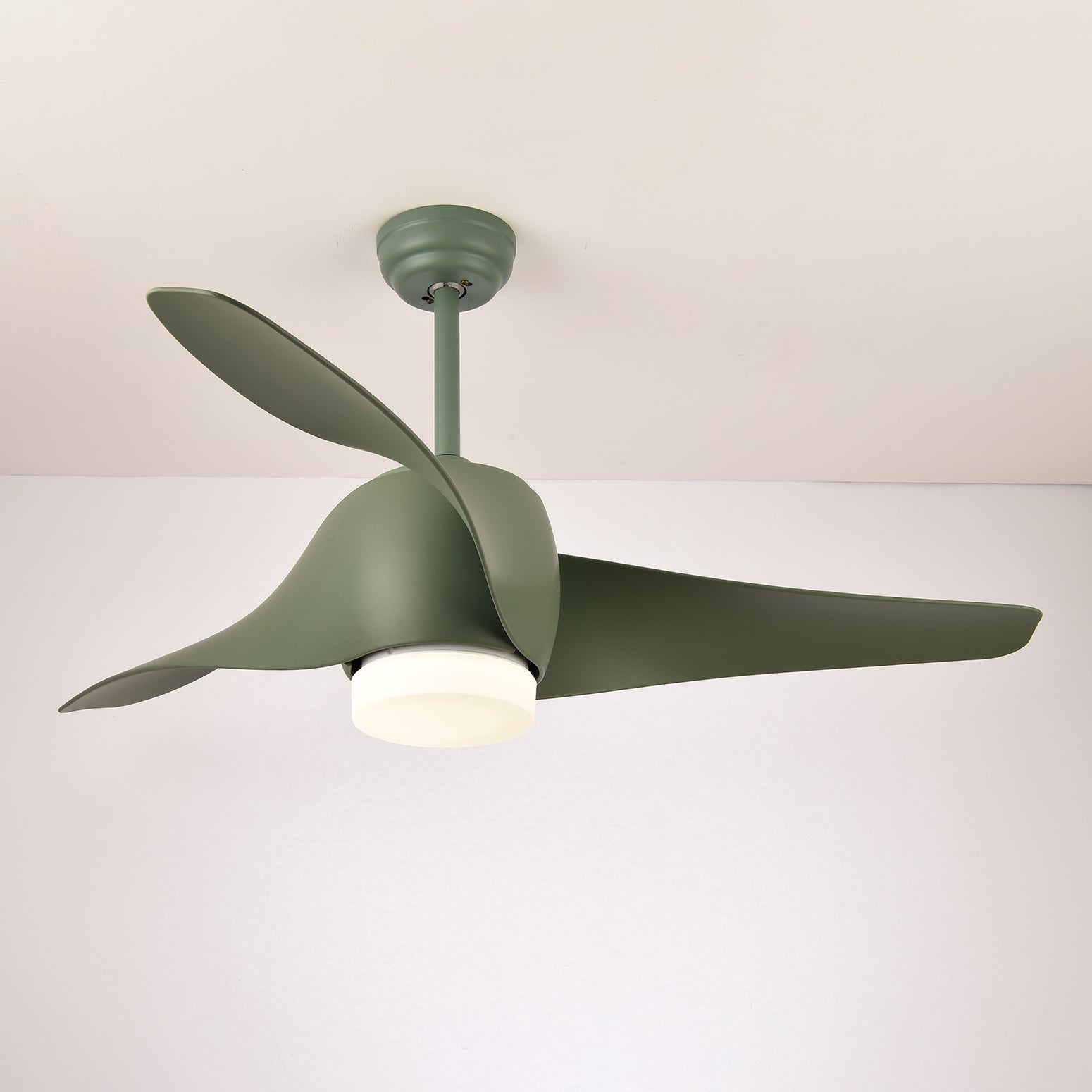Verdantia Sculpted Aero Flush Ceiling Light