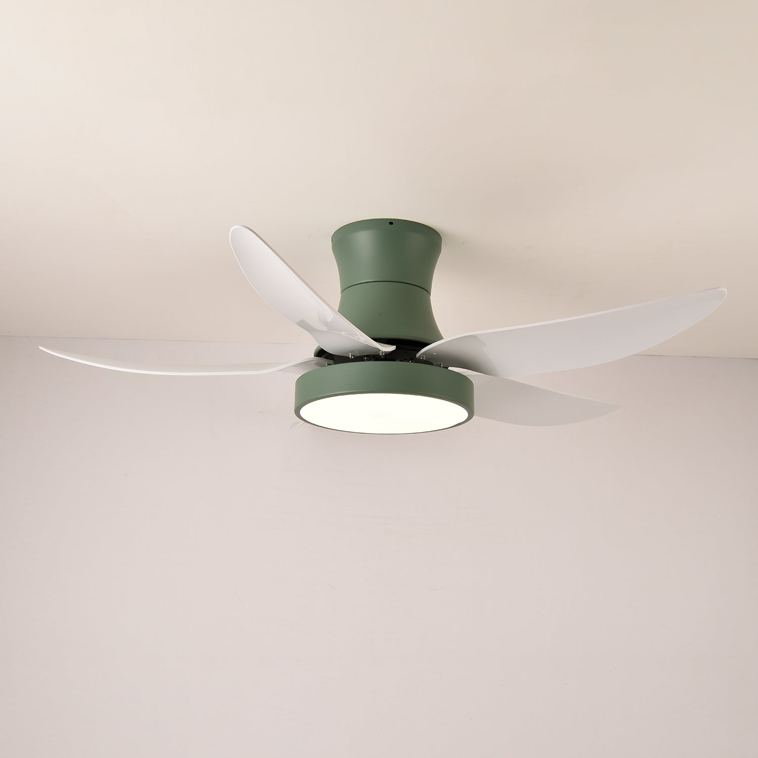 Zephyr Noir Luxe Sculpted Ceiling Fan Light