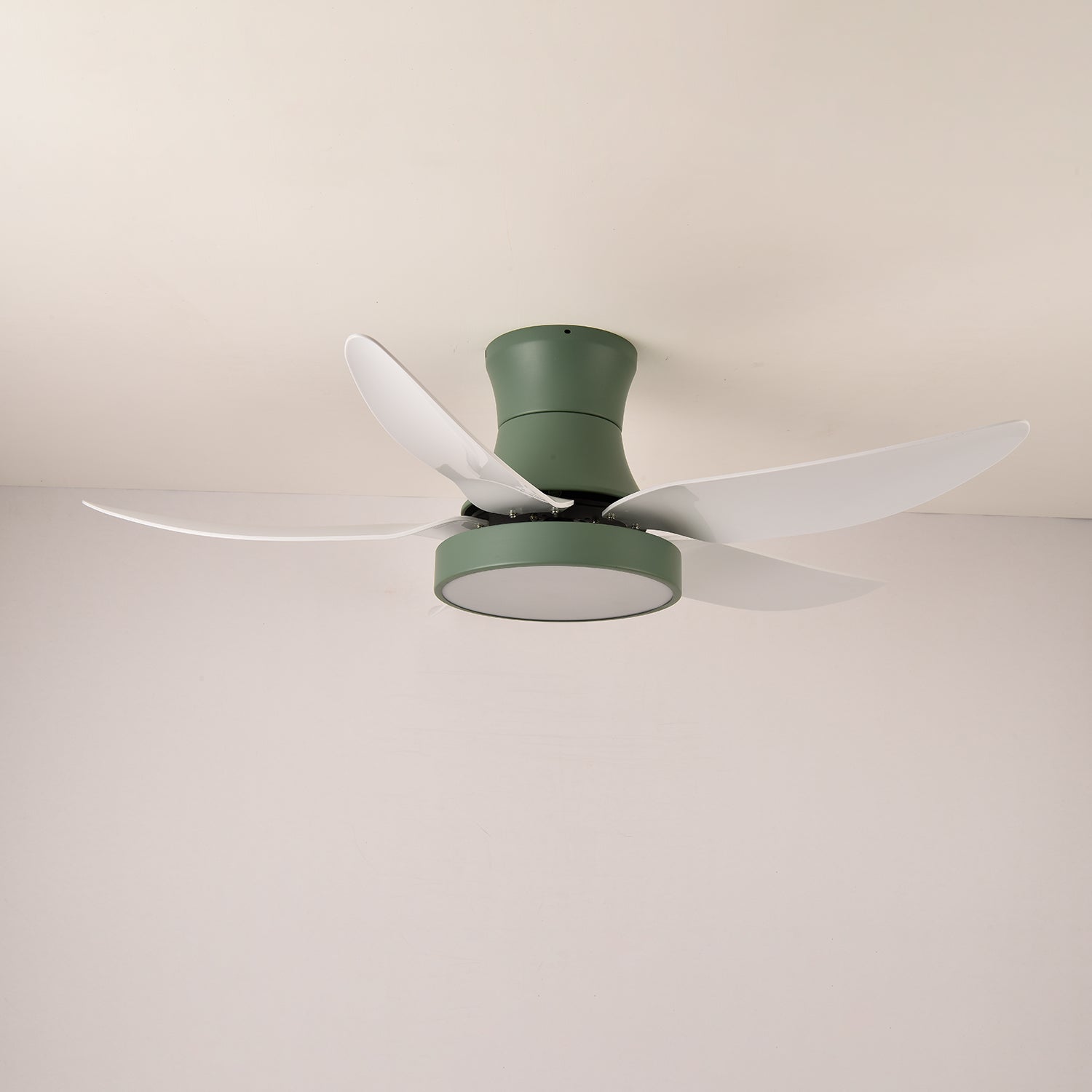 Zephyr Noir Luxe Sculpted Ceiling Fan Light