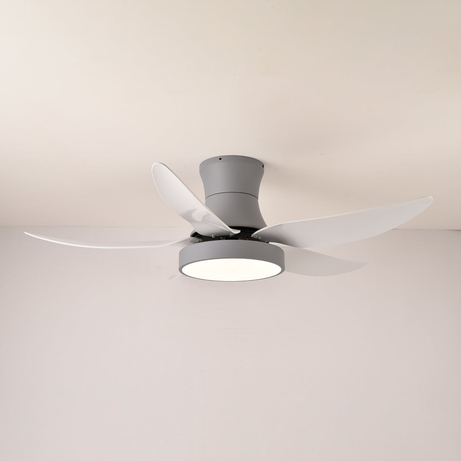Zephyr Noir Luxe Sculpted Ceiling Fan Light