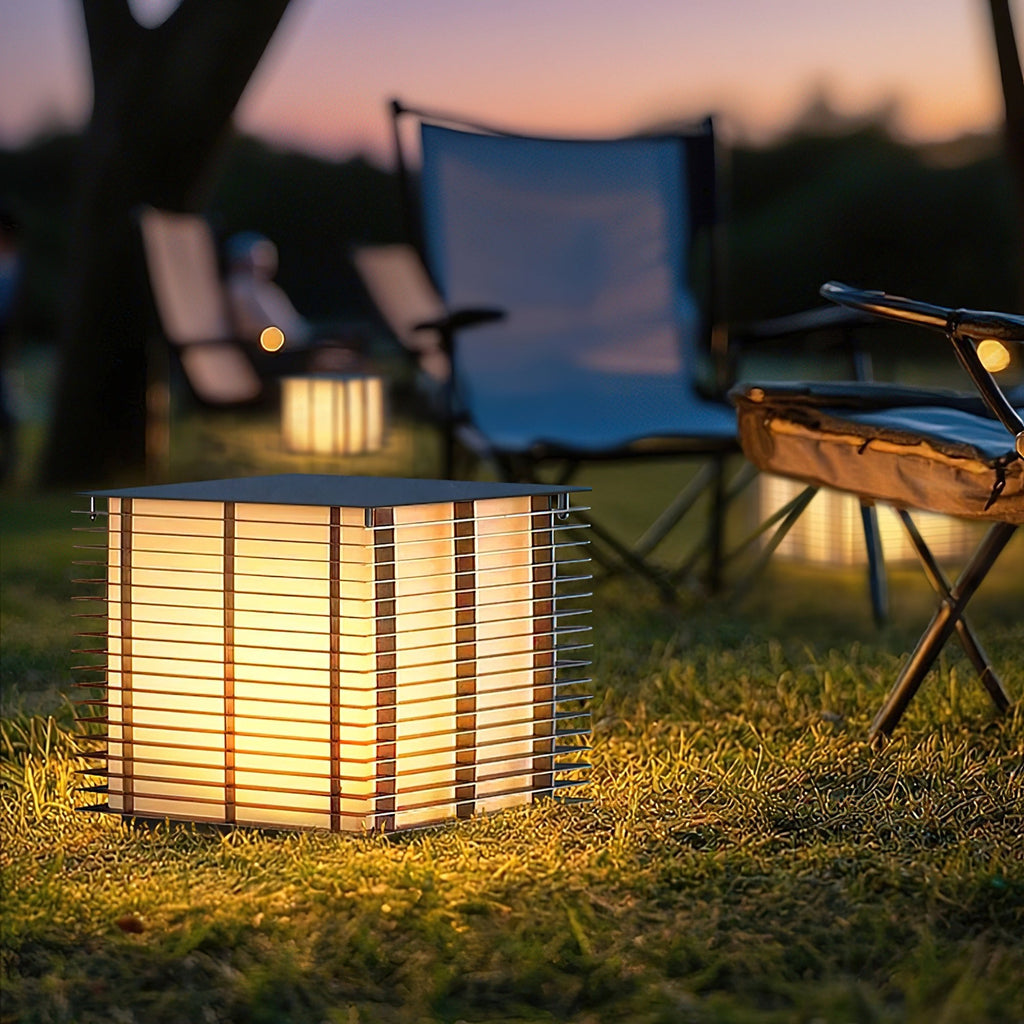 Grid Louvered Garden Light