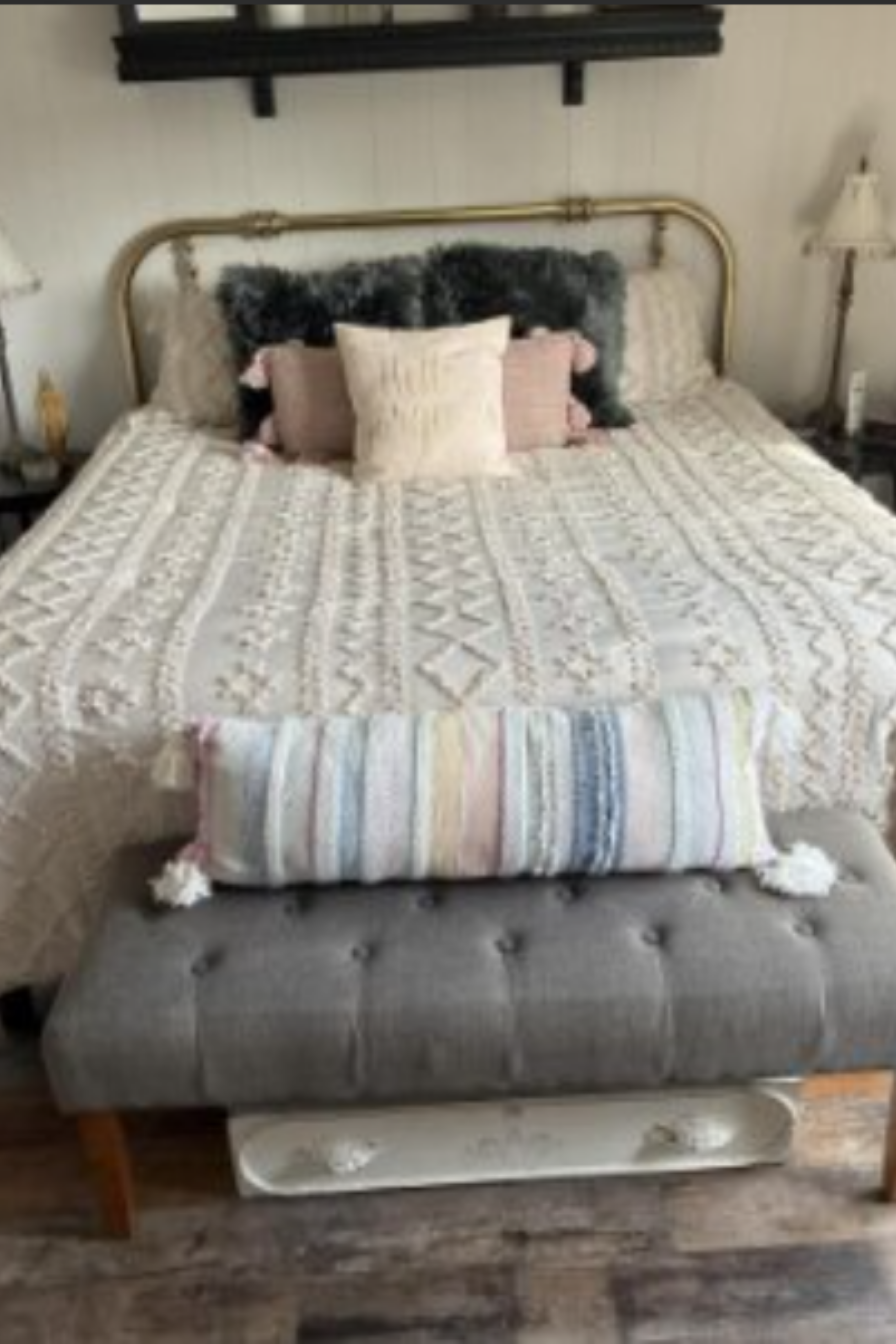 Customer photo, tufted comforter
